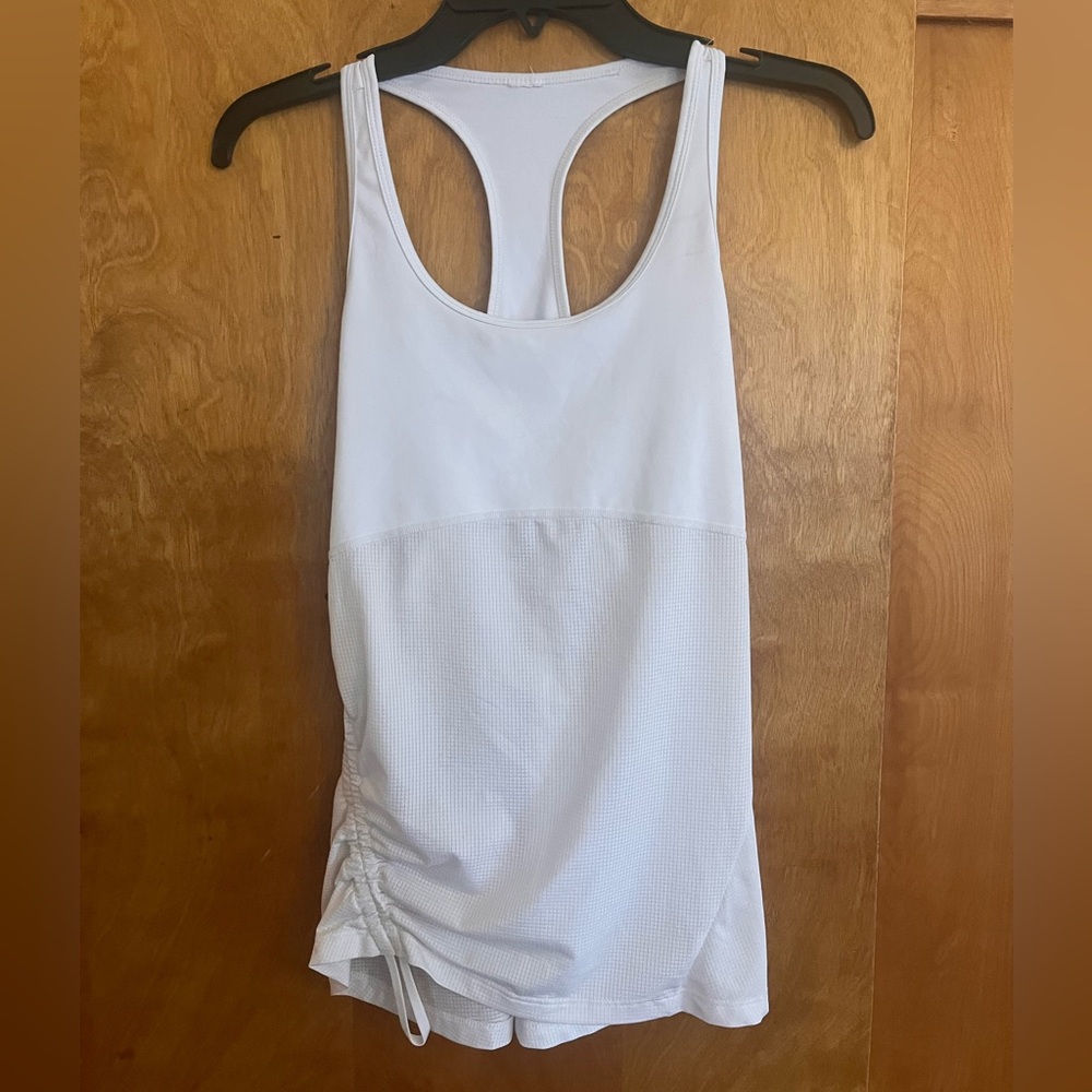 Kate Hudson's Fabletics White Racerback Workout Tank